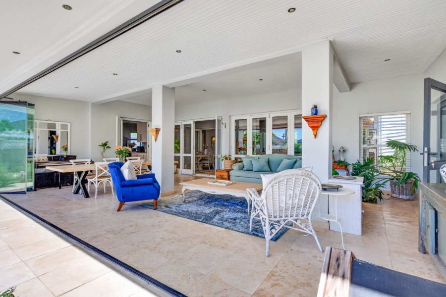 5 Bedroom Property for Sale in Claremont Upper Western Cape